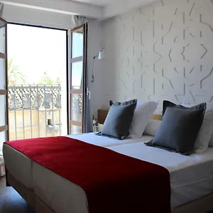 https://hotel-boutique-caireles.es-andalucia.com