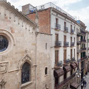 https://hostal-fernando.catalonia-hotels.com